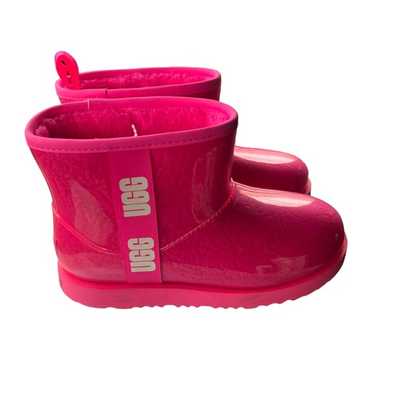 UGG Other - NEW UGG CLASSIC CLEAR MINI. (Taffy Pink) Girls size 2